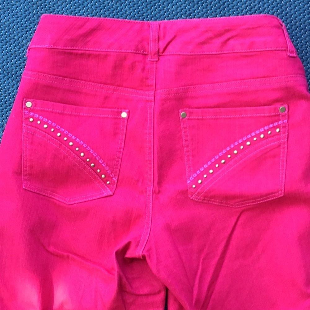 Style & Co Fuschia Pink Capris Size10 - Picture 5 of 7